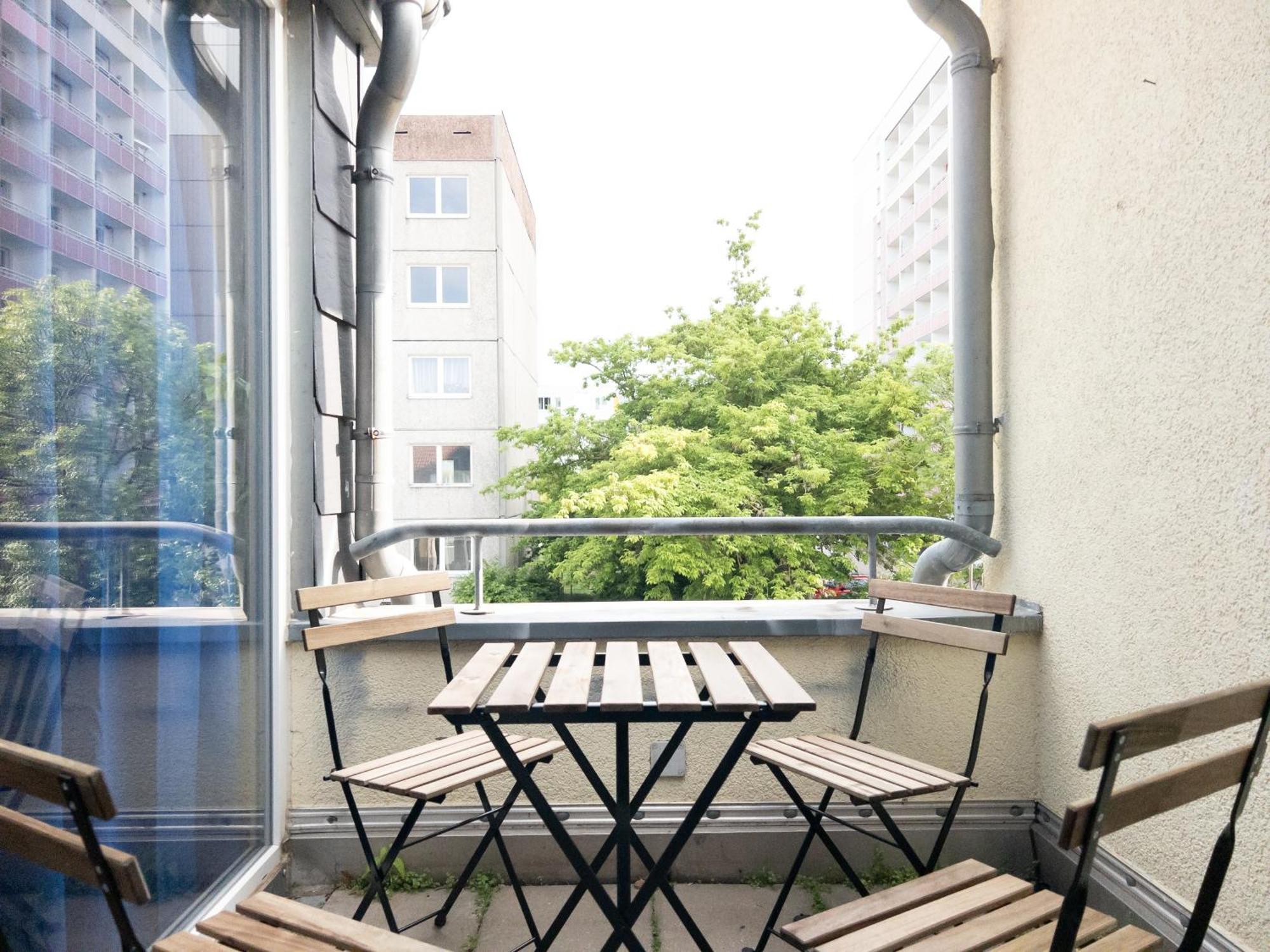 Ferienwohnung Balkon, 4K Tv, Kaffee, Netflix Bad Dürrenberg Exterior foto