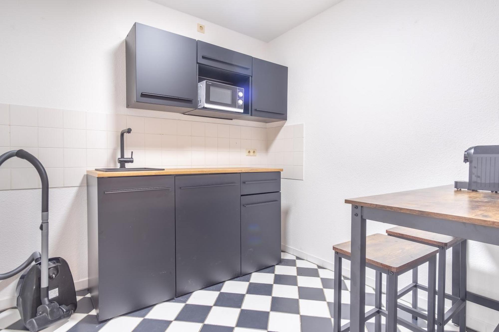 Ferienwohnung Balkon, 4K Tv, Kaffee, Netflix Bad Dürrenberg Exterior foto